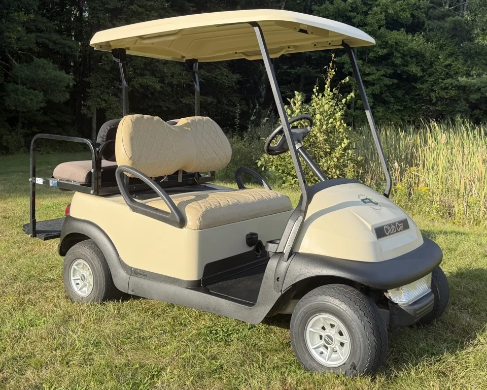 2005 Club Car Precedent photo 2