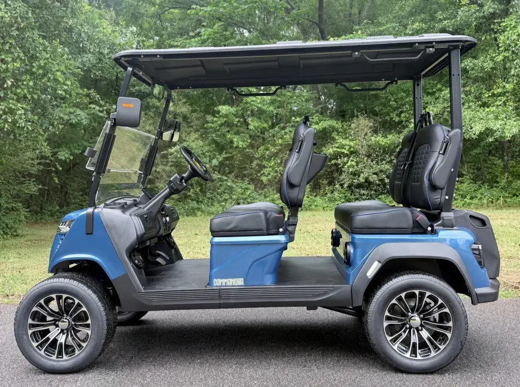 2027 Voyager EV Commander Premium 4 Forward 4 Passenger Lithium ST photo 2
