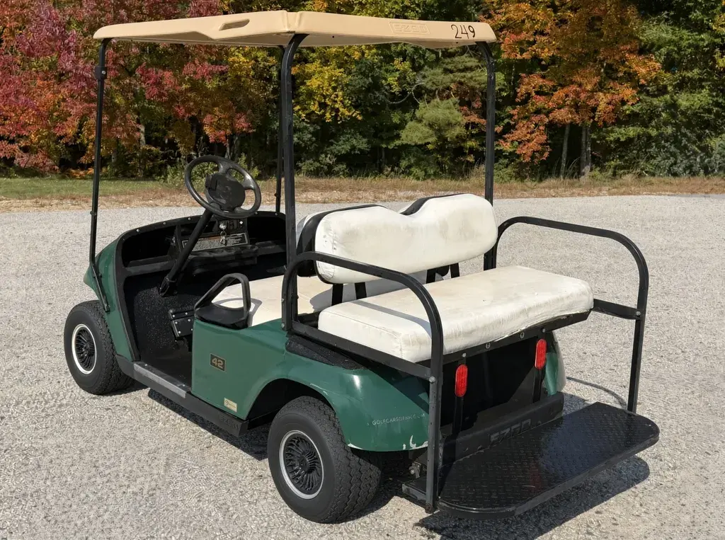 2002 E-Z-GO TXT photo 7