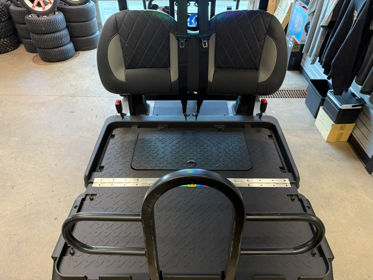 2026 ICON i40X Base photo 5