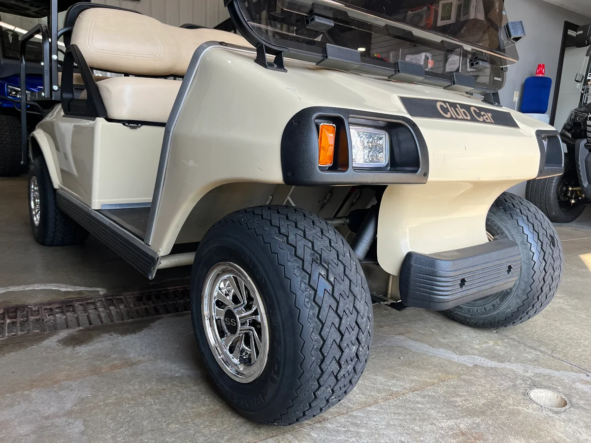 2002 Club Car DS Gas photo 8