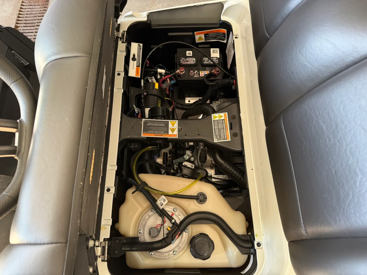2027 Club Car Onward Gas photo 7