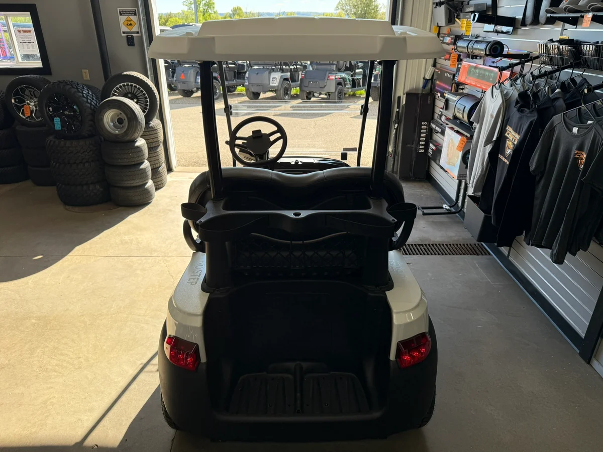 2027 Club Car Onward Gas photo 5