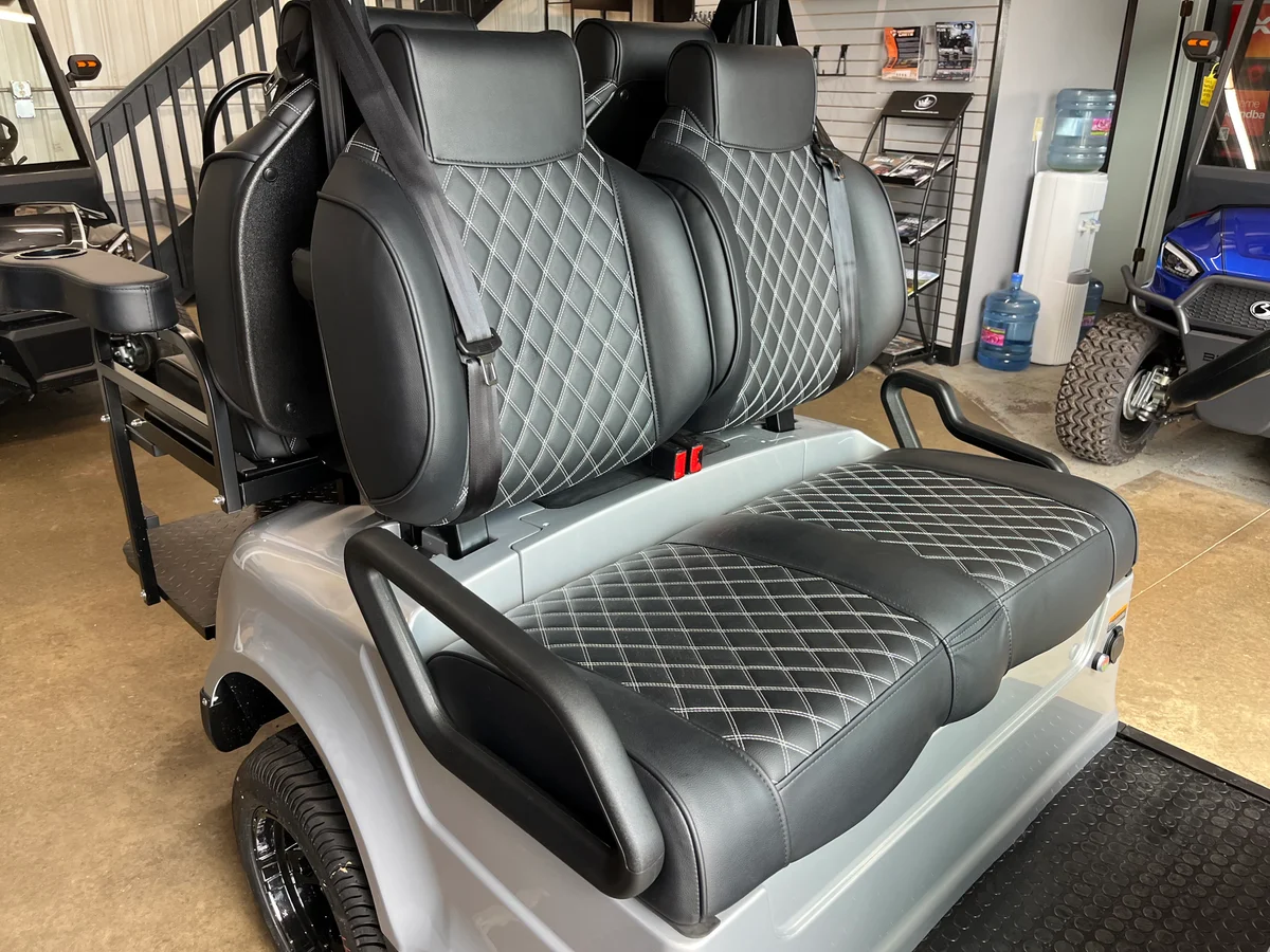 2025 Epic Carts E40 Metallic Silver photo 6