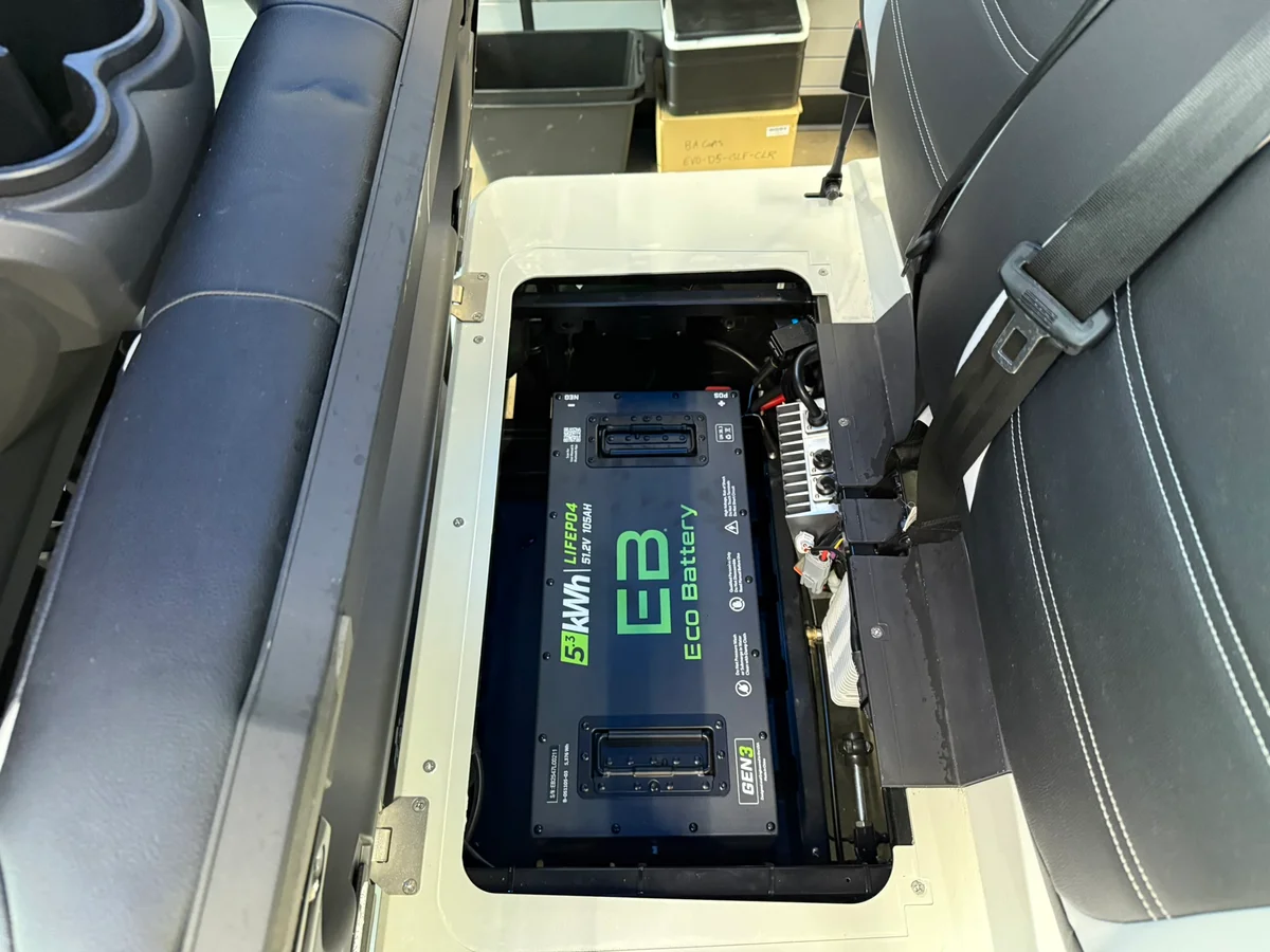 2026 Epic Carts E60FX Metallic Pearl White photo 10