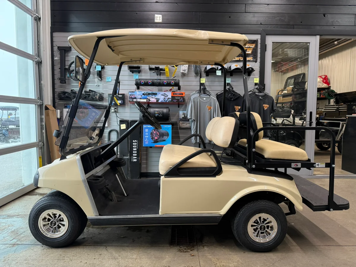2002 Club Car DS Gas photo 2