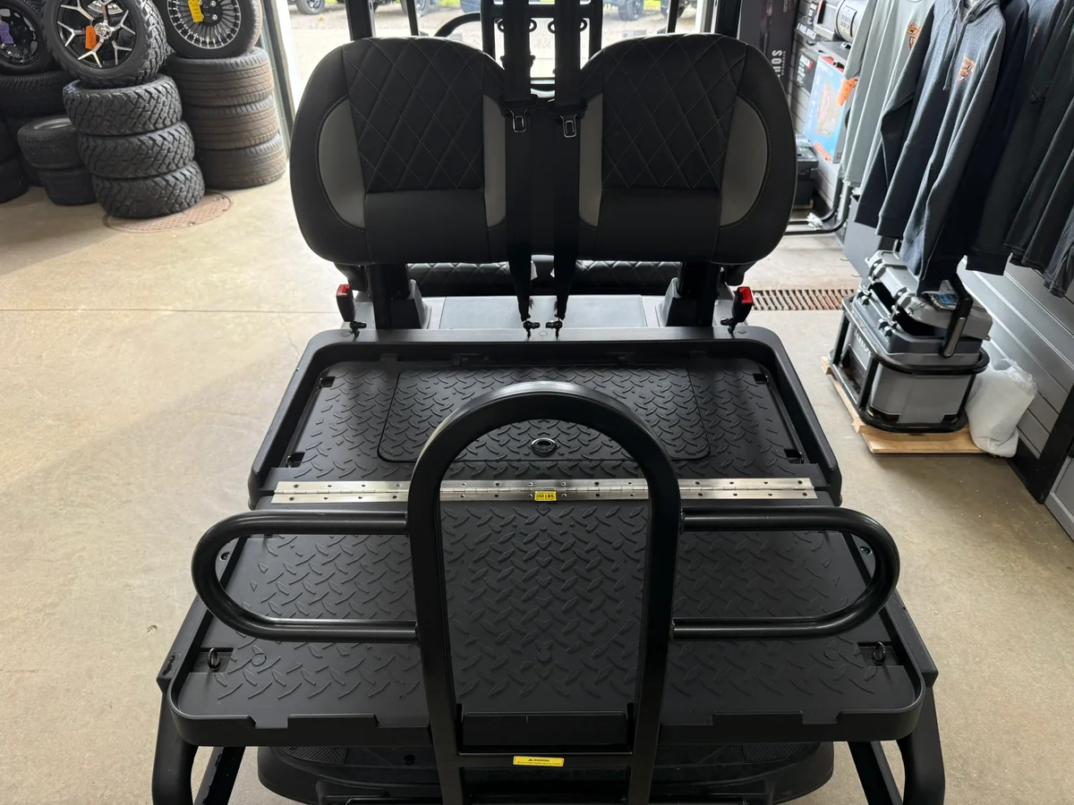 2026 ICON i40X Base photo 5