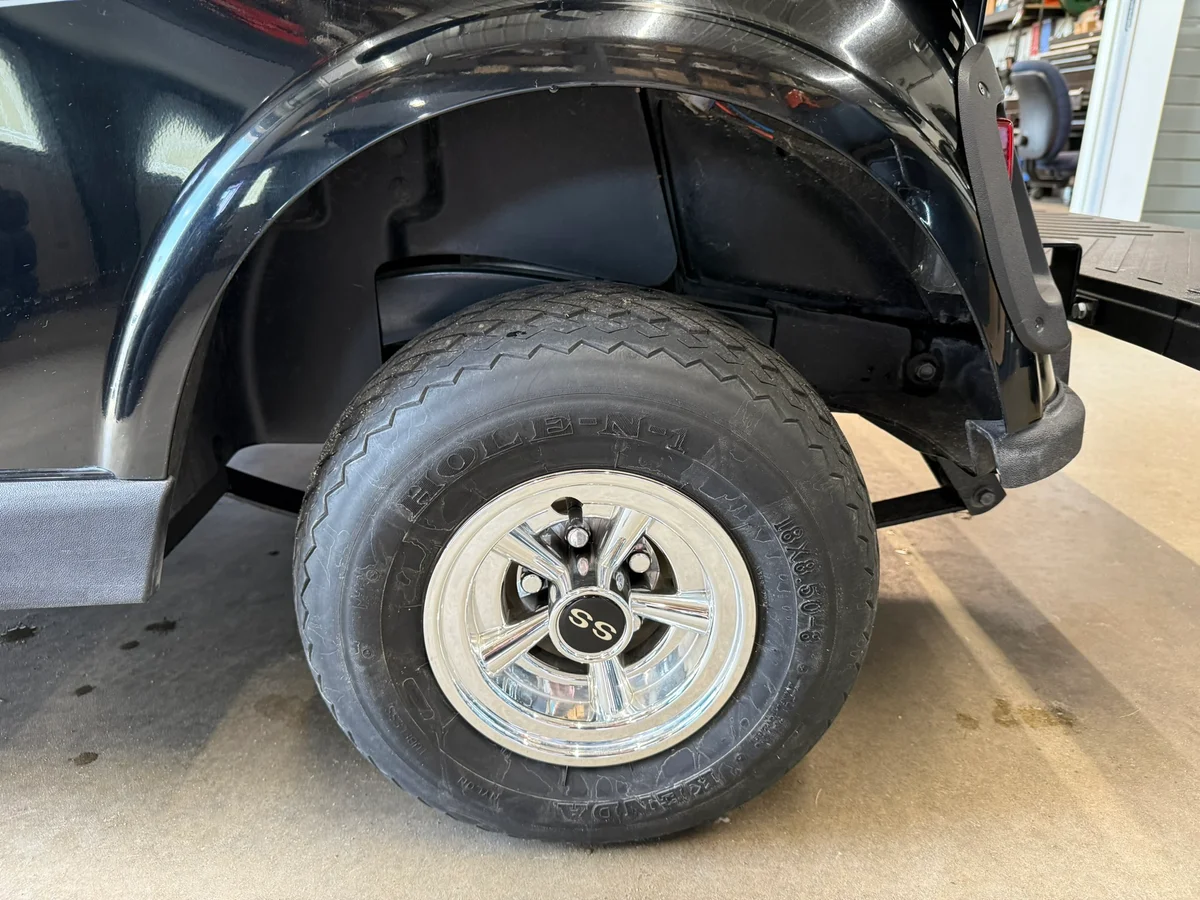 2018 E-Z-GO RXV Base photo 7