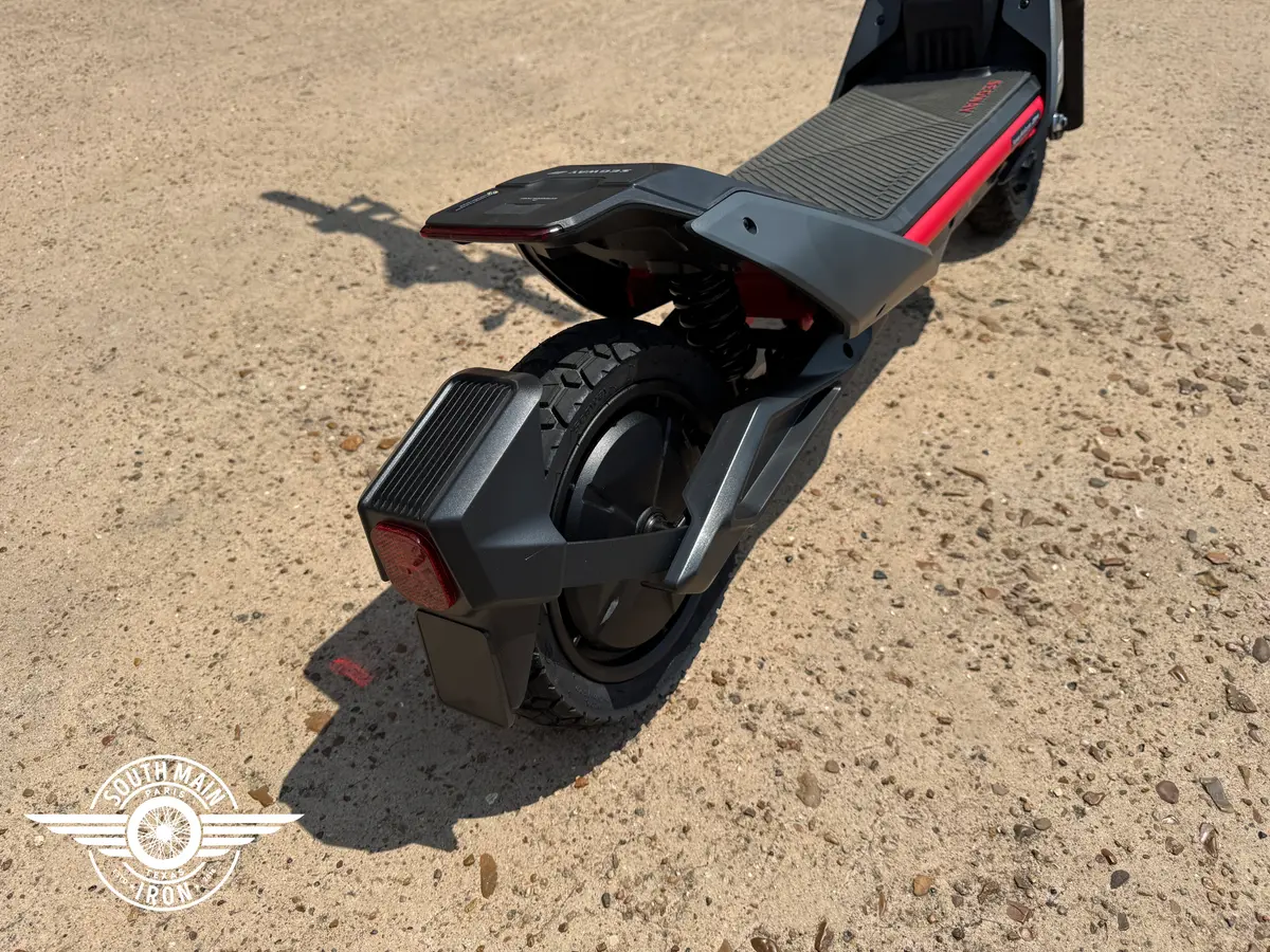 Segway ZT3 Pro photo 3