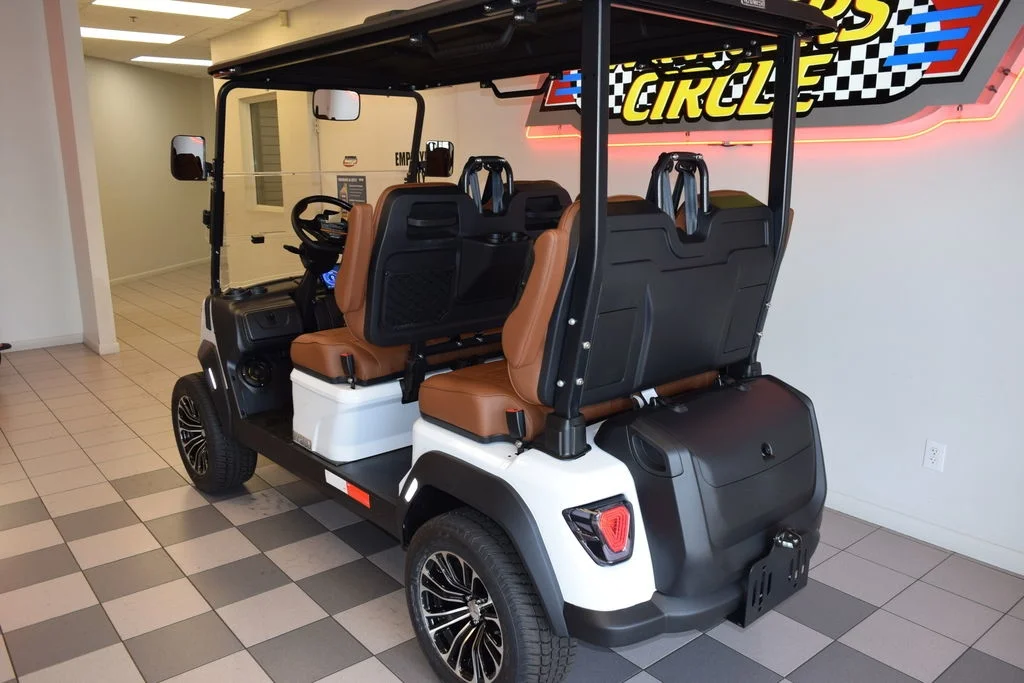 2026 Voyager Electric Vehicles Commander 4P-Non Lifted photo 4