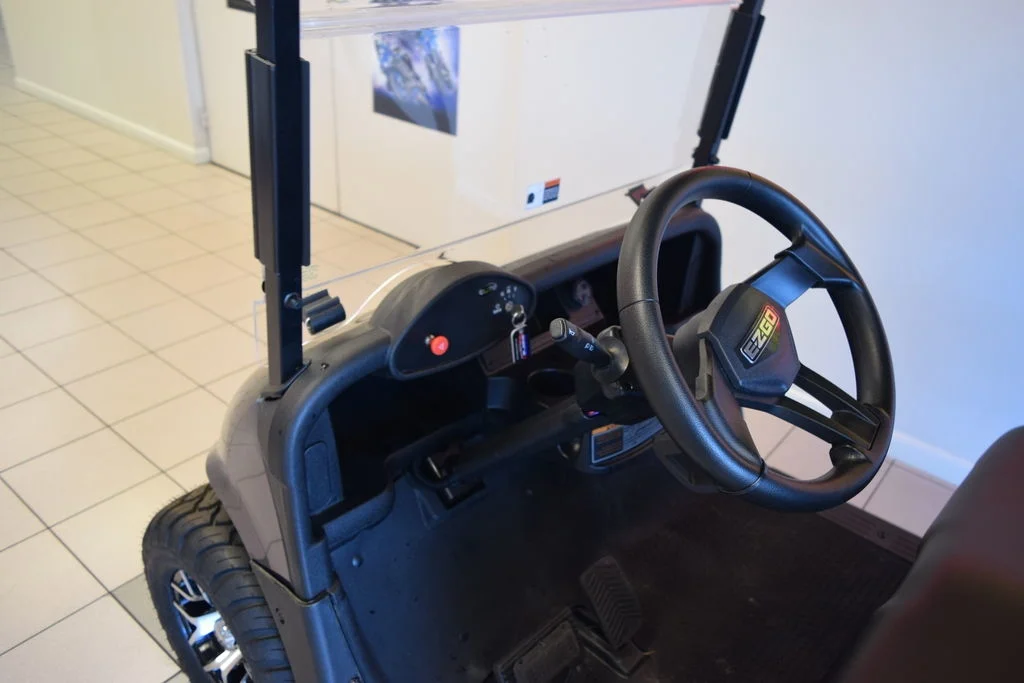 2019 E-Z-GO RXV ELiTE Lithium photo 5