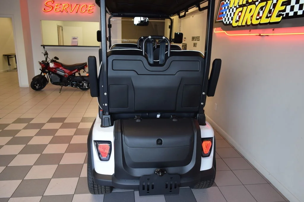 2026 Voyager Electric Vehicles Commander 4P-Non Lifted photo 5