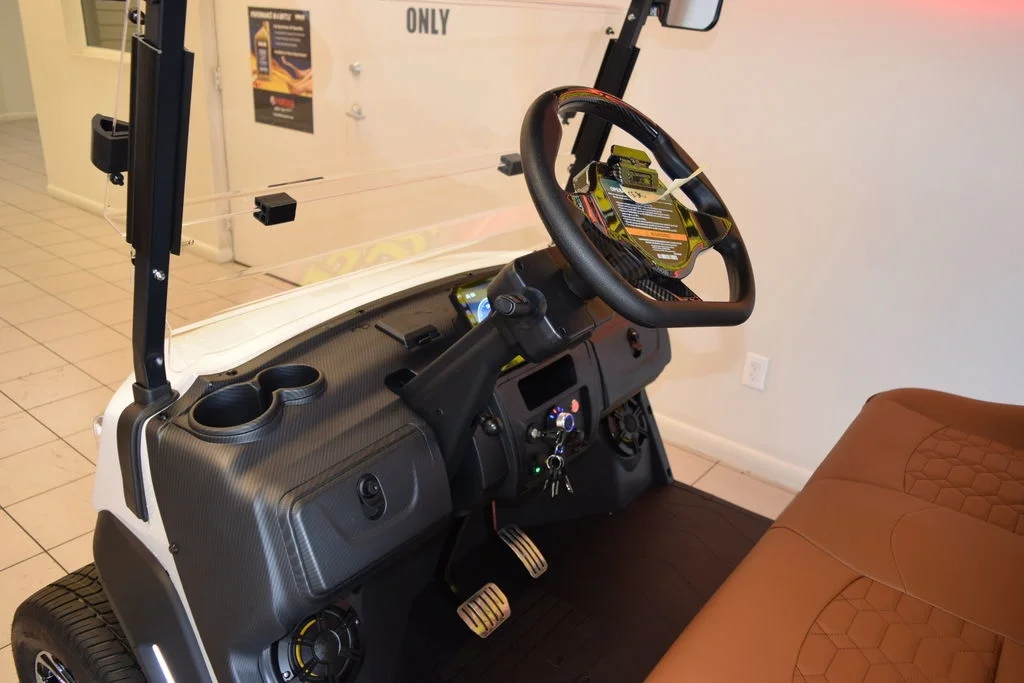 2026 Voyager Electric Vehicles Commander 4P-Non Lifted photo 7