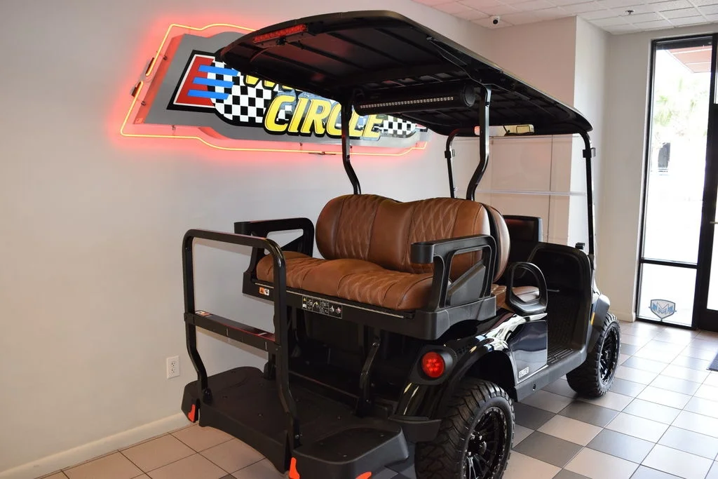 2026 E-Z-GO RXV ELiTE Lithium photo 4