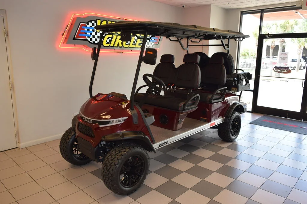 2026 Voyager Electric Vehicles Patriot 6P Lifted photo 2