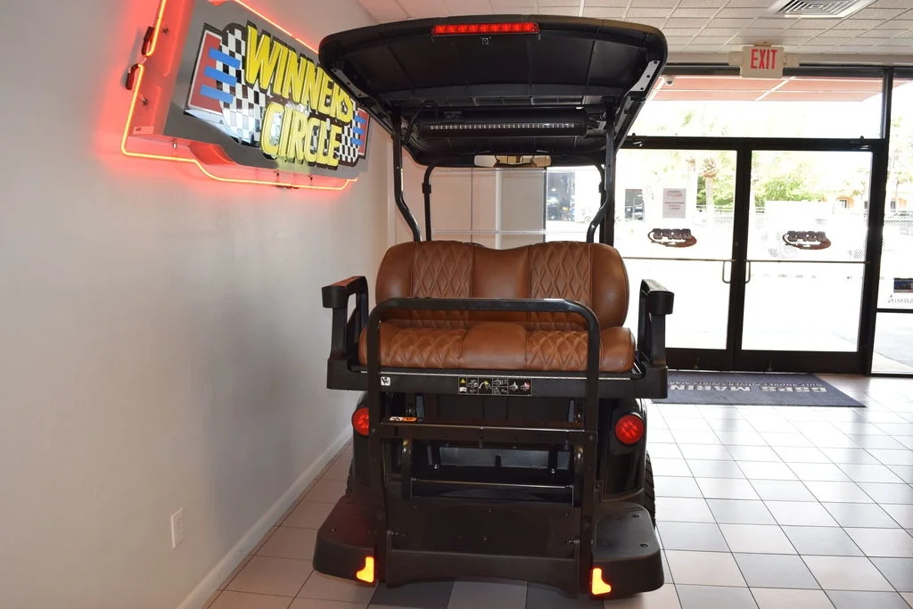 2026 E-Z-GO RXV ELiTE Lithium photo 5