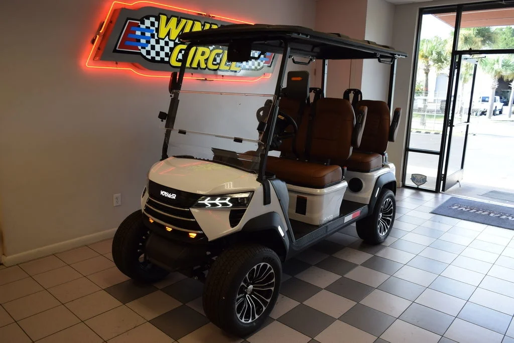 2026 Voyager Electric Vehicles Commander 4P-Non Lifted photo 2