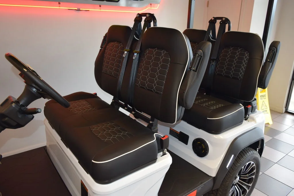 2026 Voyager Electric Vehicles Commander 4P-Non Lifted photo 7