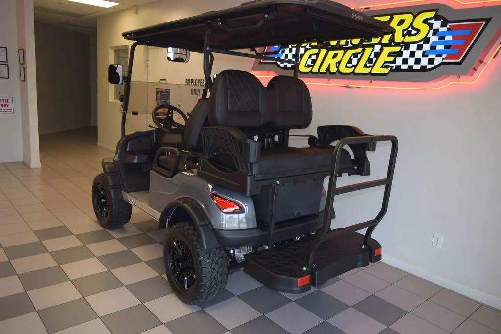 2025 Voyager Electric Vehicles Patriot Lifted 4-Passenger photo 4
