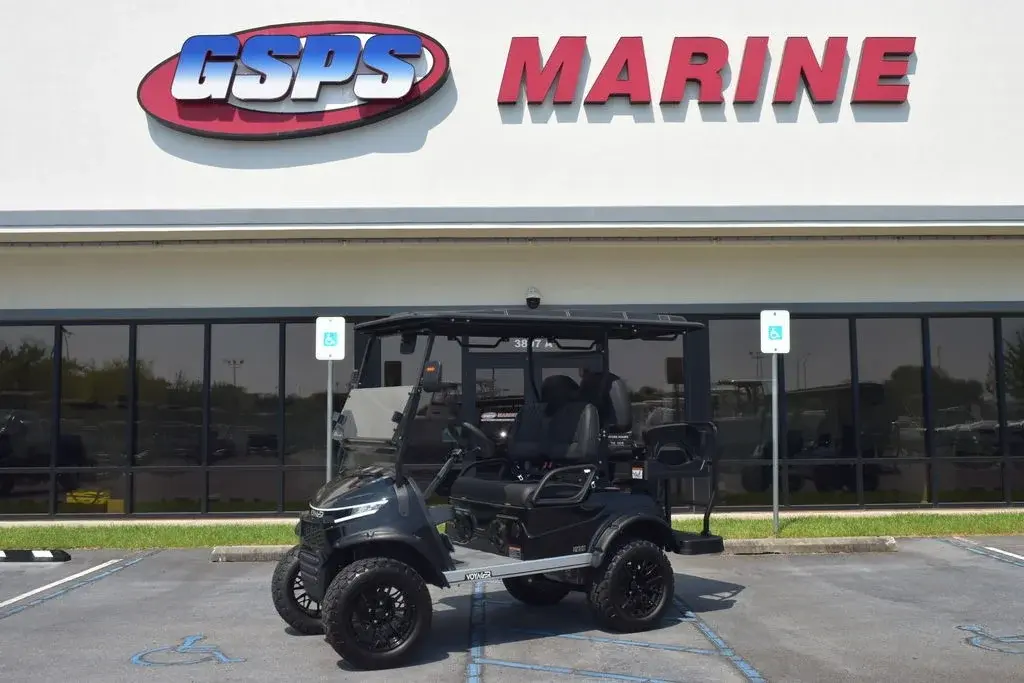 2025 Voyager Electric Vehicles Patriot Lifted 4-Passenger photo 1