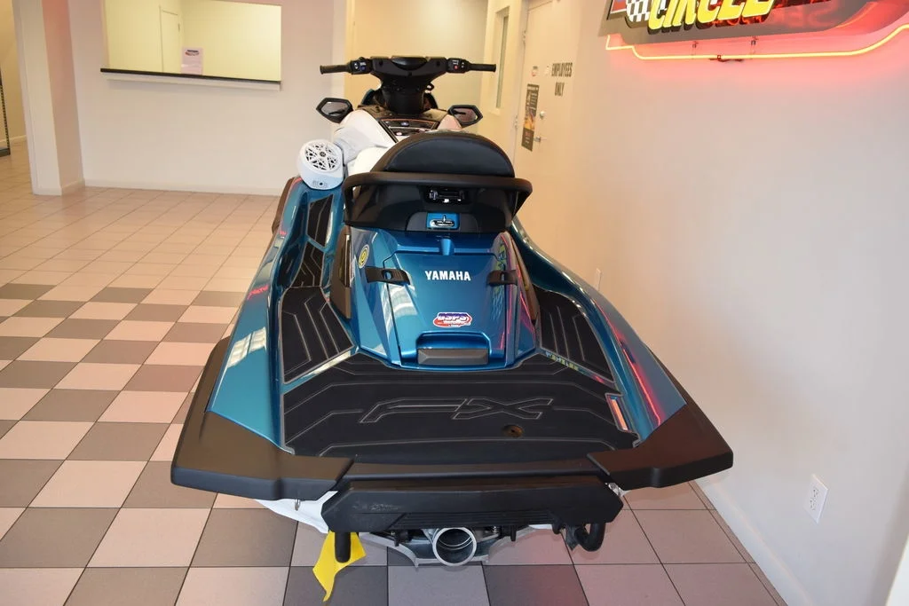 2027 E-Z-GO Liberty photo 4