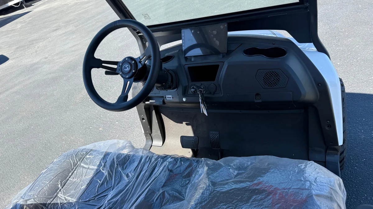 2026 Bintelli Beyond 6 SEATER LIFTED LOADED POWER STEERING SOUND BAR FULL LSV STREET LEGAL photo 6