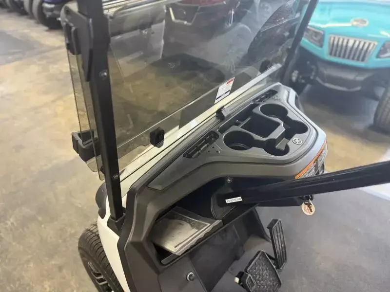 2025 Yamaha Golf Cars Drive2 - PTV (QuieTech EFI) photo 9