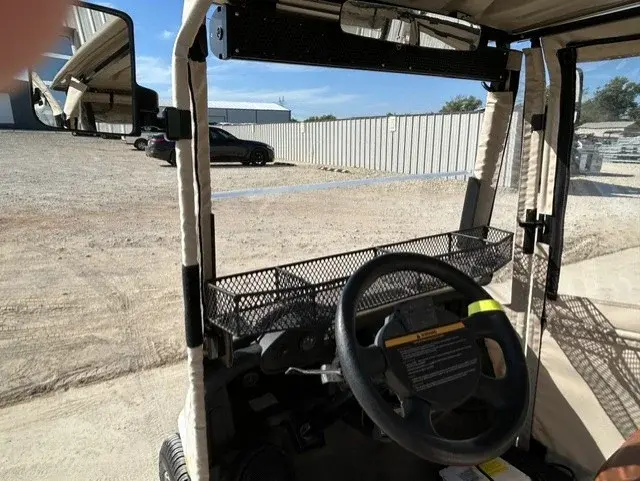 2018 E-Z-GO RXV photo 8