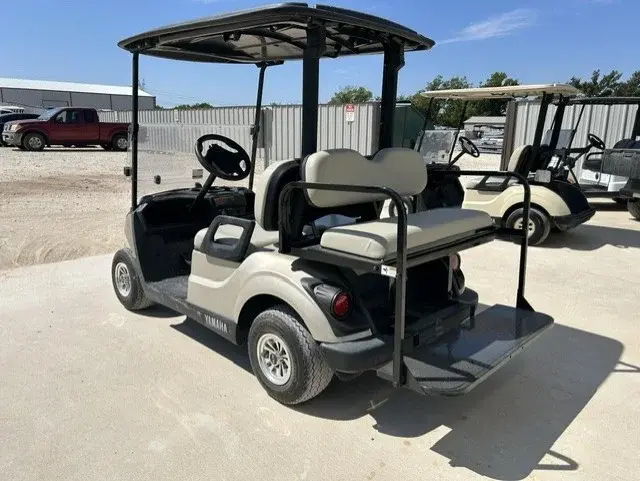 2023 Yamaha Drive photo 3
