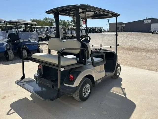 2023 Yamaha Drive photo 4