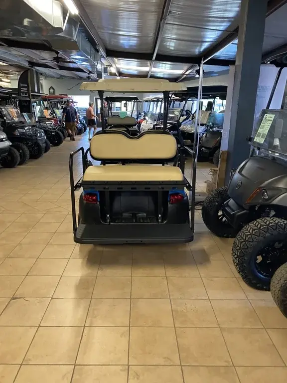 2019 Club Car Tempo photo 3