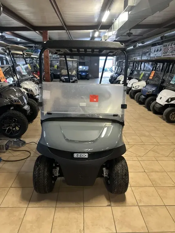 2026 E-Z-GO RXV photo 1