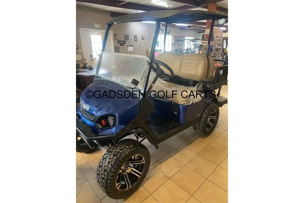 2024 E-Z-GO S4 photo 1
