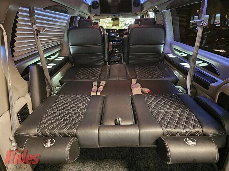 2022 Chevrolet Express 2500 3dr Extended Cargo Van photo 16