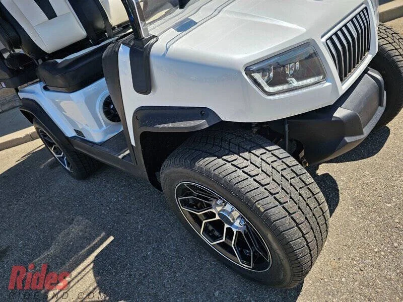 2025 Evolution D5 Ranger 4+2 photo 2