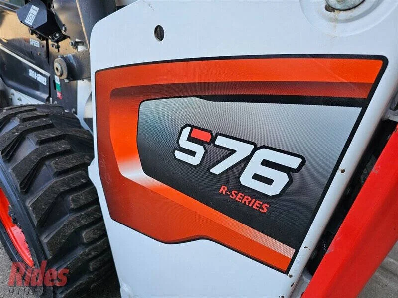 2020 Bobcat S76 photo 10