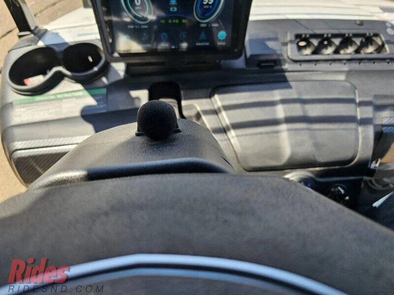 2025 Evolution D5 Ranger 4+2 photo 25
