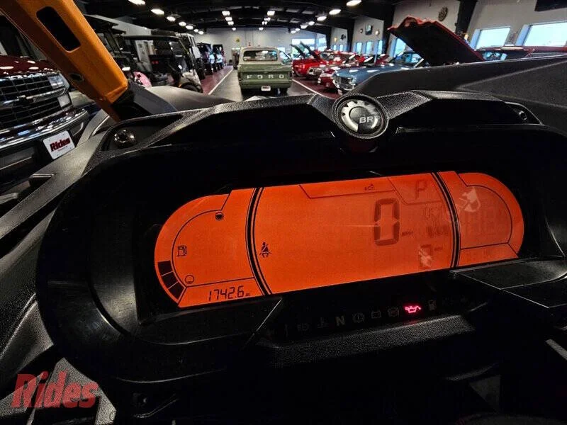 2020 Can-Am RC1000R photo 25