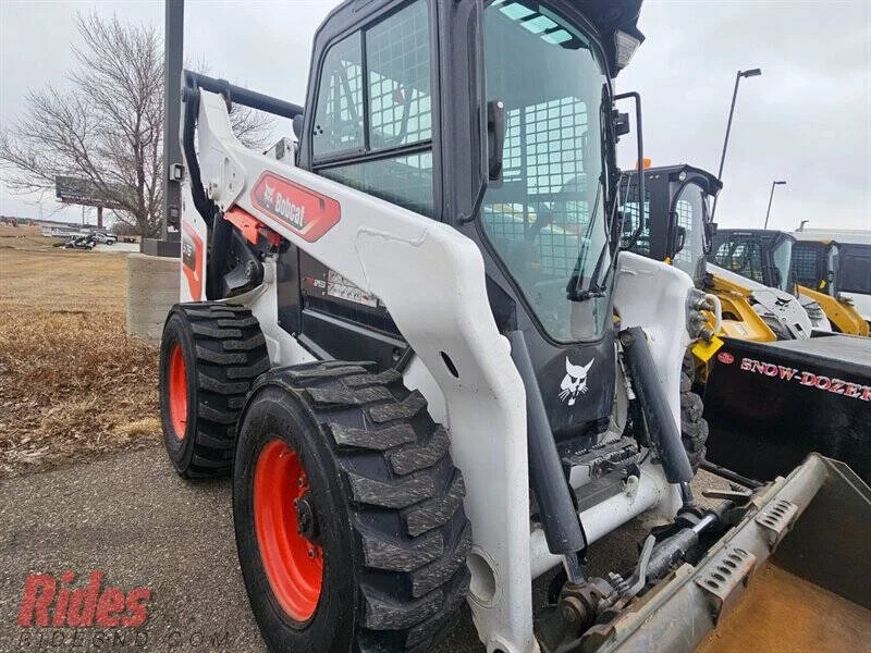 2020 Bobcat S76 photo 12