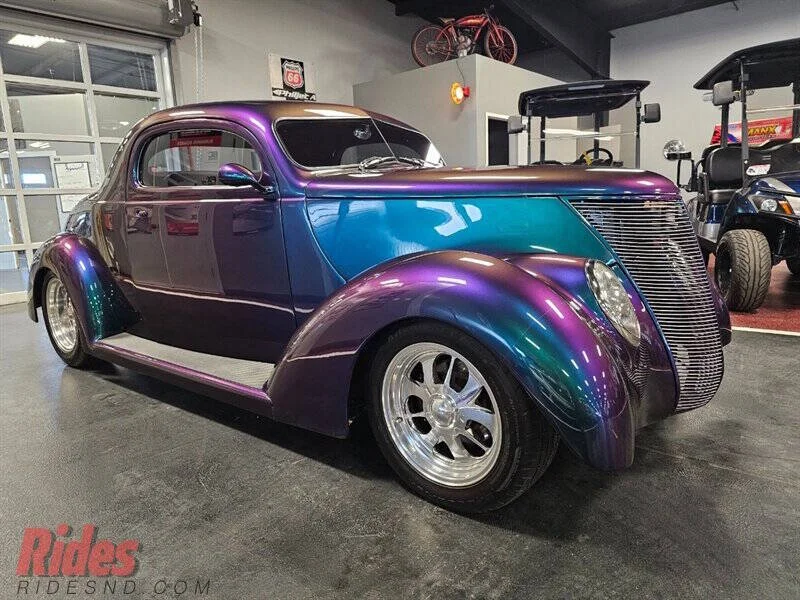 1937 Ford Coupe photo 18