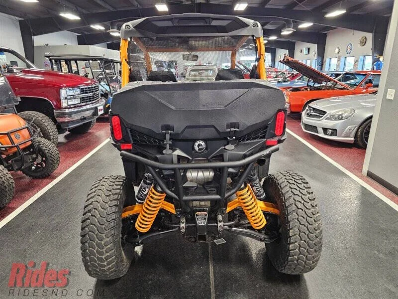 2020 Can-Am RC1000R photo 10