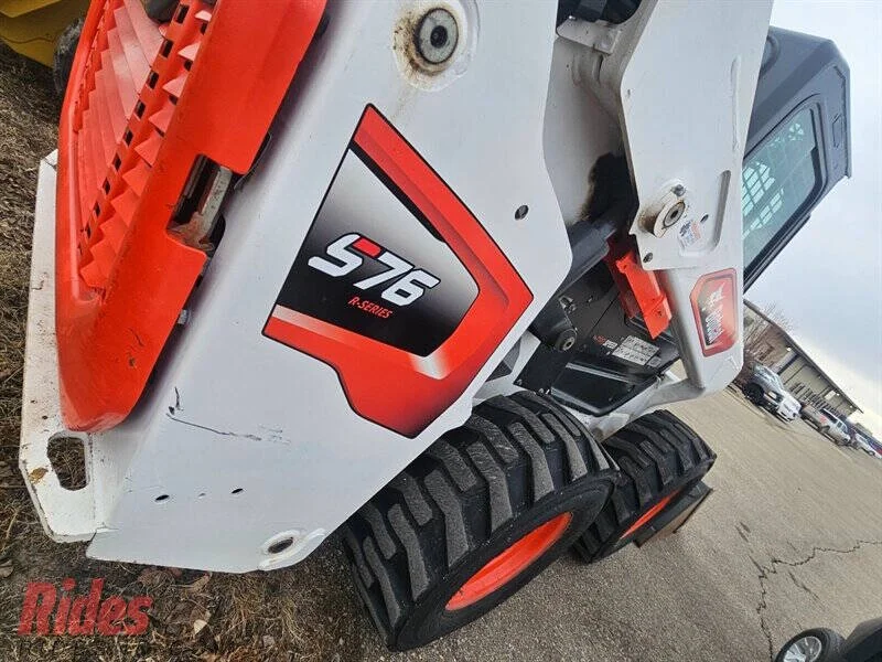 2020 Bobcat S76 photo 10