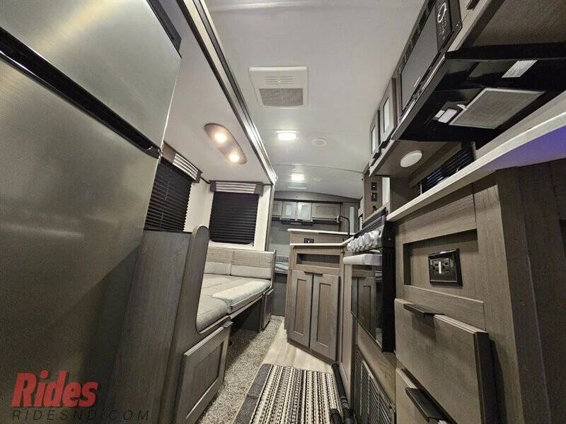 2021 CRRV CAMPER TRAVEL TRAILER photo 6