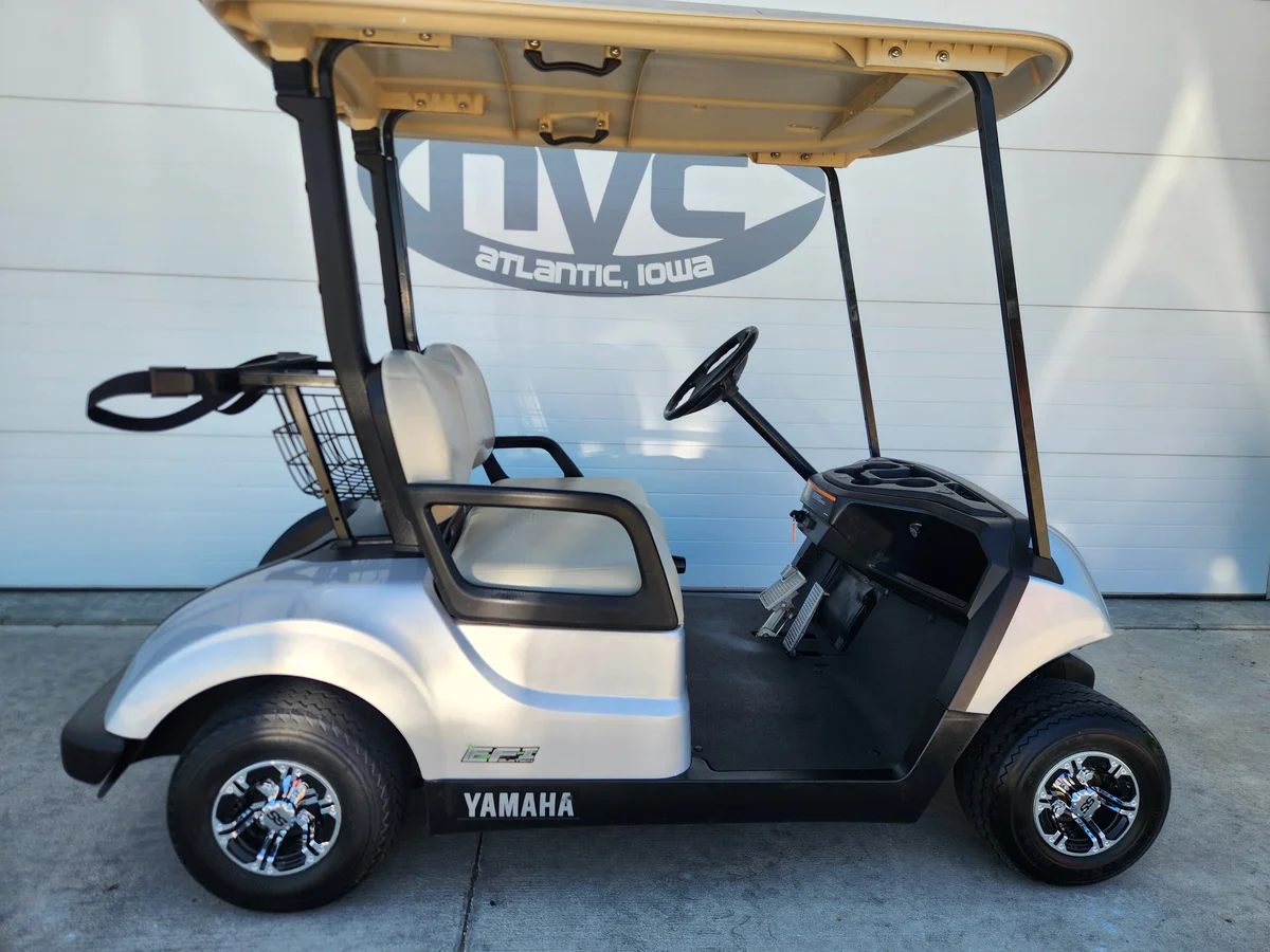 2017 Yamaha Drive2 photo 10