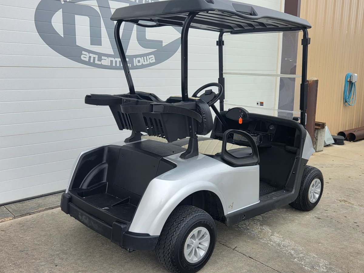 2023 E-Z-GO Freedom photo 15