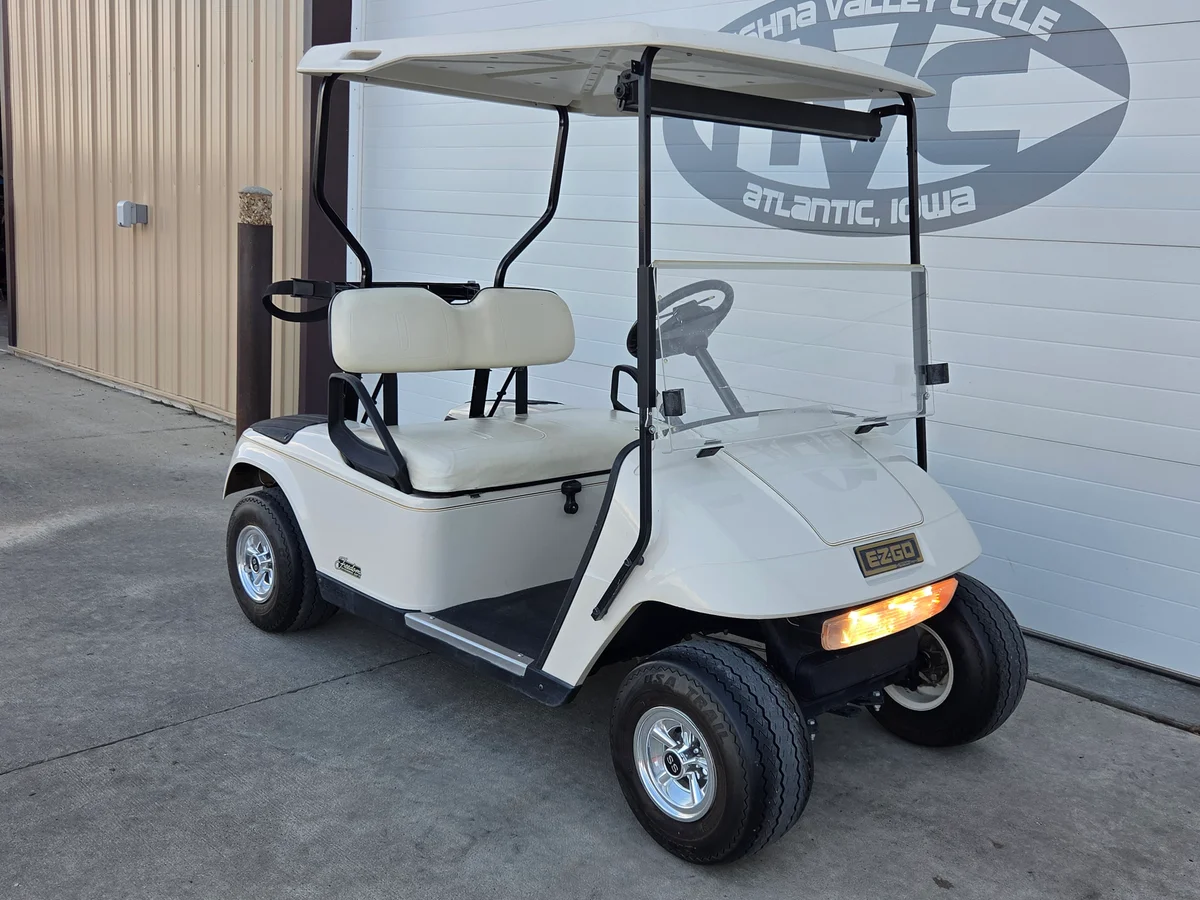 2004 E-Z-GO TXT photo 12
