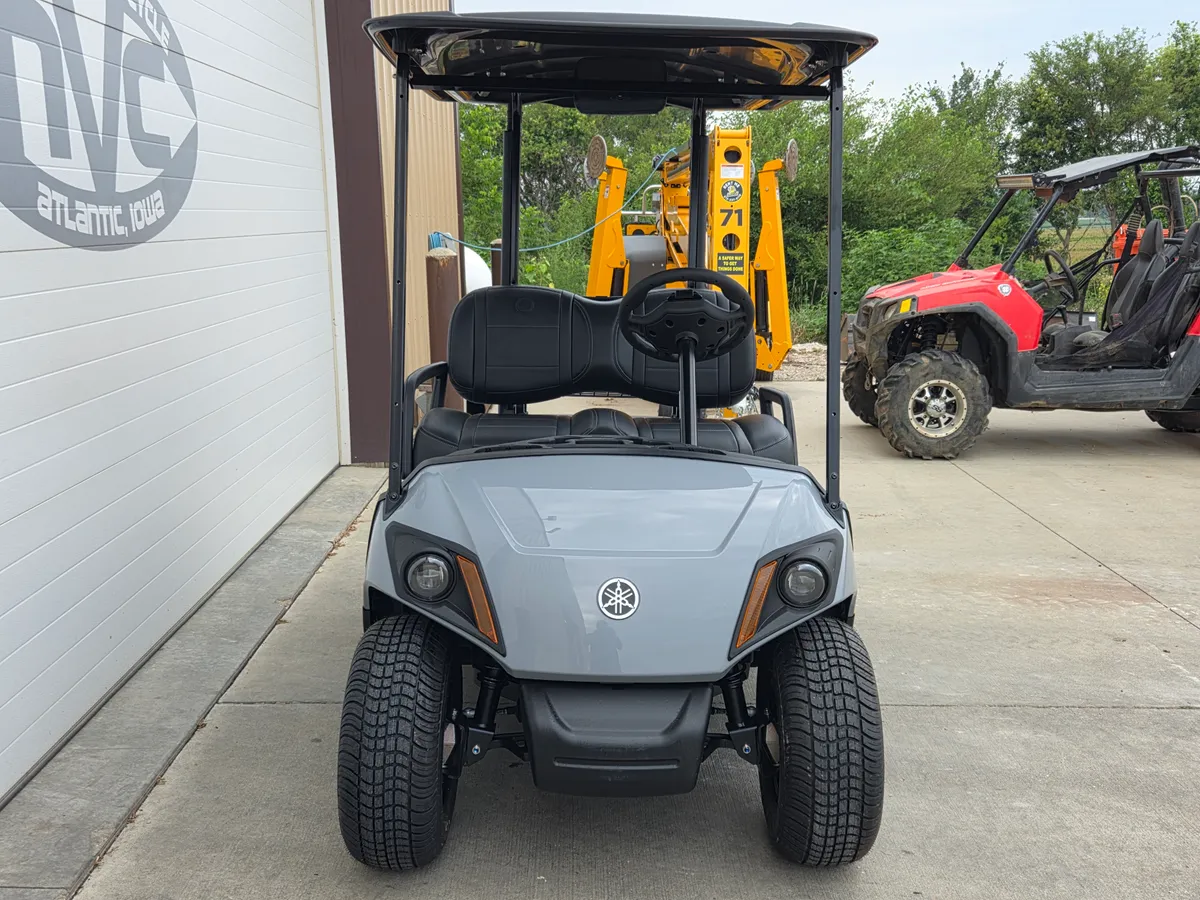2027 Yamaha Drive QuieTech EFI photo 3