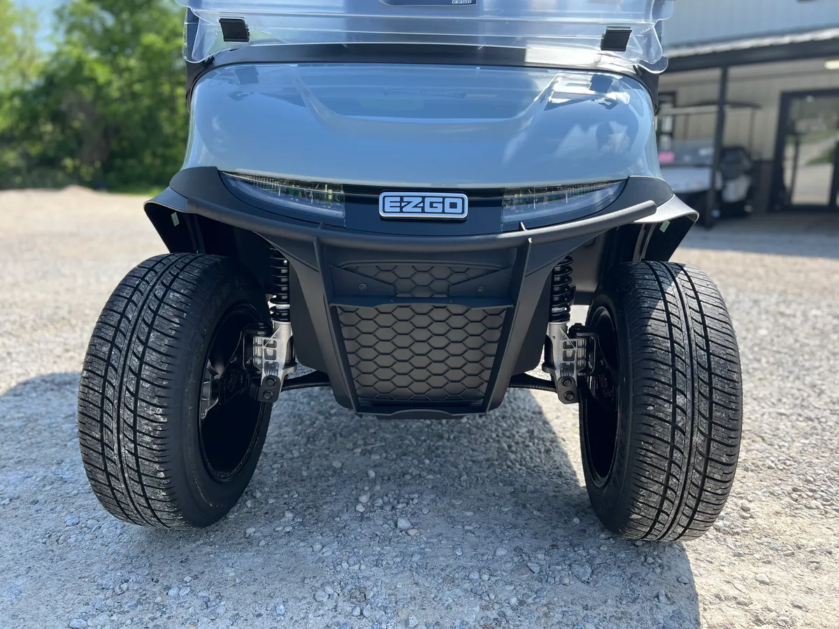 2026 E-Z-GO RXV ELiTE Lithium photo 4