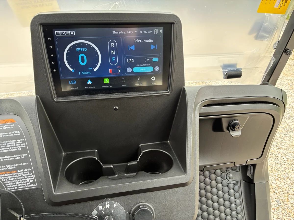 2026 E-Z-GO RXV ELiTE Lithium photo 5