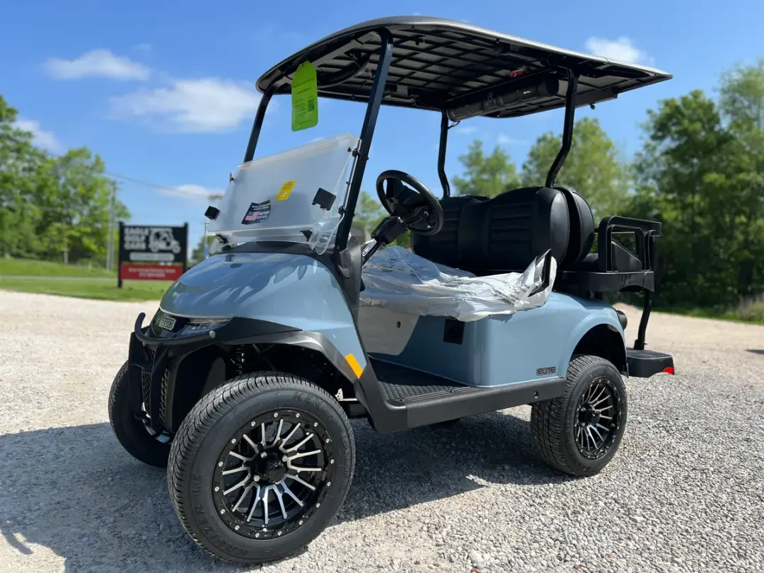 2026 E-Z-GO RXV ELiTE Lithium photo 1